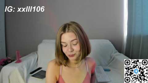 naomigirl33 @ stripchat on 20231013