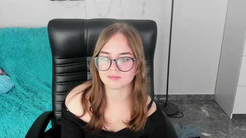 alicepopsy @ stripchat on 20231018