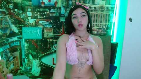 emmie_ @ stripchat on 20231021