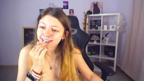 kara_cutie @ stripchat on 20231021