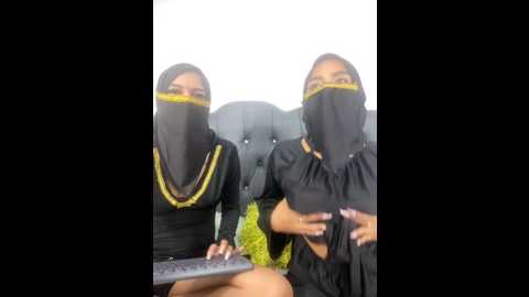 nayla_ali @ stripchat on 20231031