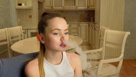 sarahbirch @ stripchat on 20231104