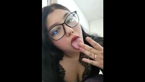 rossee19 @ stripchat on 20231106