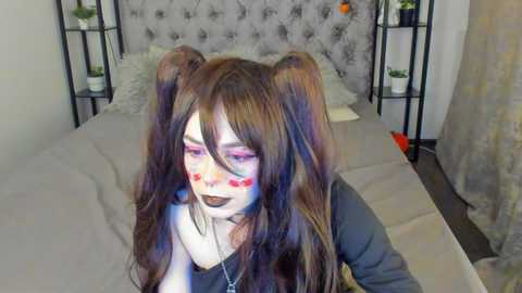 violla_tyan @ stripchat on 20231106