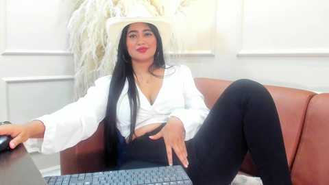 angel_cam_ @ stripchat on 20231112
