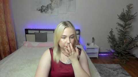 emmalinsi @ stripchat on 20231114