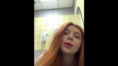 ginger_sexy_doll @ stripchat on 20231115