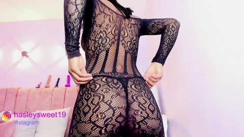 sabrina_keller19 @ stripchat on 20231115