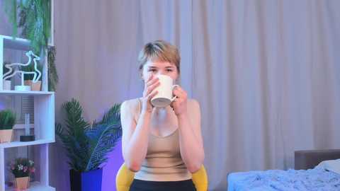 julavilona @ stripchat on 20231116