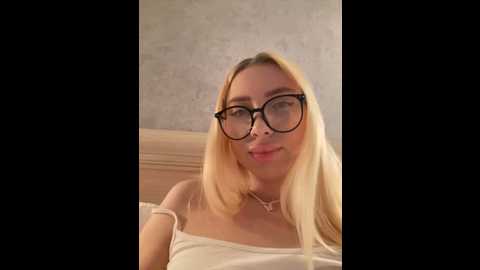 eva_key @ stripchat on 20231117