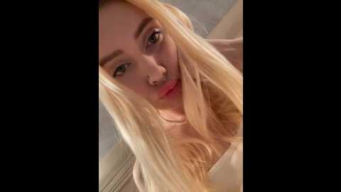 eva_key @ stripchat on 20231117