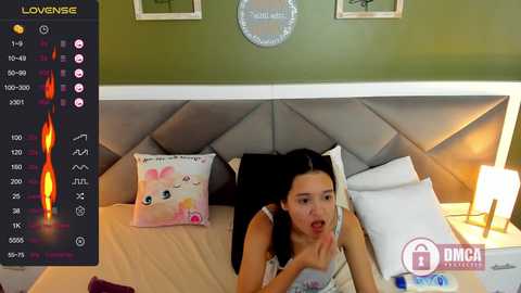 emily_clove @ stripchat on 20231123