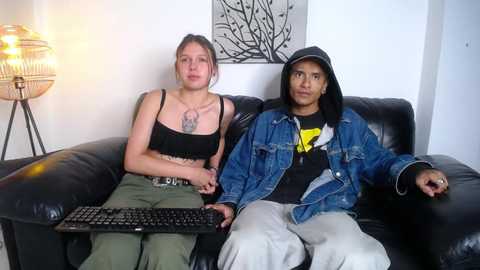 lxlx_and_bad @ stripchat on 20231123