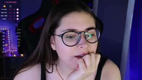 mouse_glow @ stripchat on 20231126
