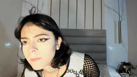 pilar_moon @ stripchat on 20231128