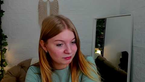 mi1ena @ stripchat on 20231201