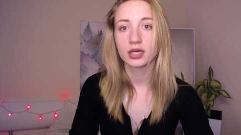 sweet_blonde_1 @ stripchat on 20231205