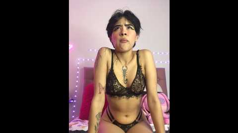 1venelope_sweet @ stripchat on 20231217