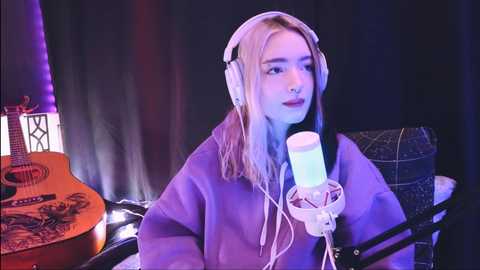 avi_nile @ stripchat on 20240129