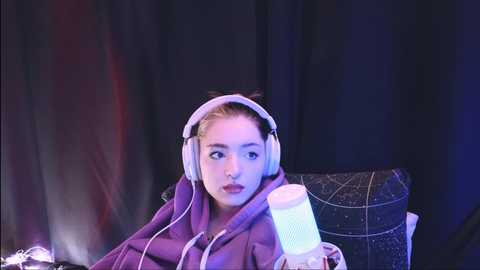 avi_nile @ stripchat on 20240131