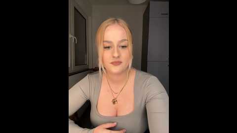 busty_fiona @ stripchat on 20240201