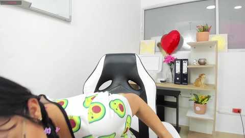 lola_sweet_18 @ stripchat on 20240220