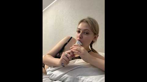 emmuahx @ stripchat on 20240227