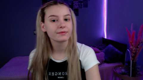 angel_nensy @ stripchat on 20240303