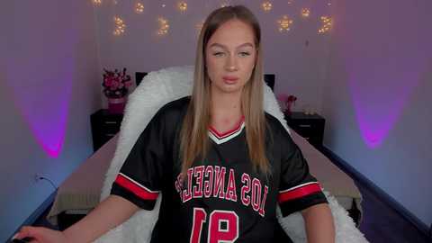 emilyfines @ stripchat on 20240316