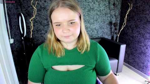 adele_peach_ @ stripchat on 20240409