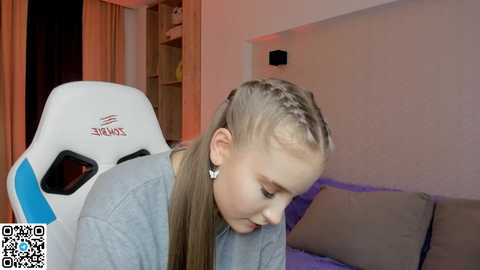 chloeadrian @ stripchat on 20240421