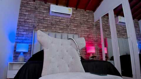 agatha_bdsm @ stripchat on 20240425