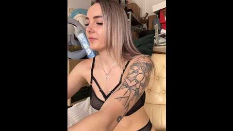 lunaskyx @ stripchat on 20240513