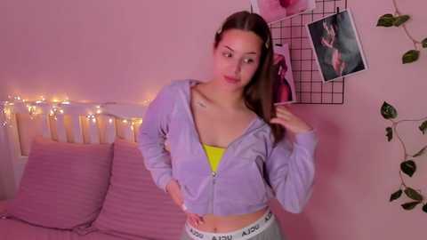 natalykinney @ stripchat on 20240515