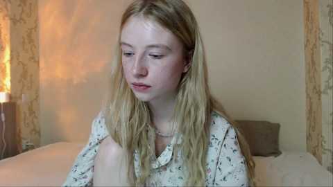 minidivaa_ @ stripchat on 20240622