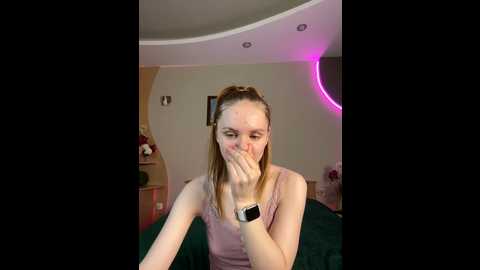 mini_kitten @ stripchat on 20240701