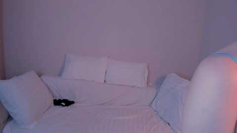 horny_elle @ stripchat on 20240704