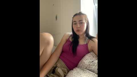 strawberry___shake @ stripchat on 20240722