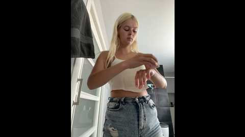 allylove03 @ stripchat on 20240801