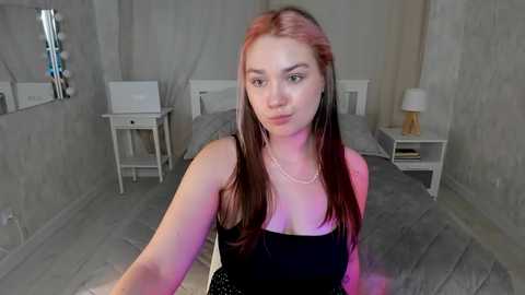 emmamils @ stripchat on 20240801